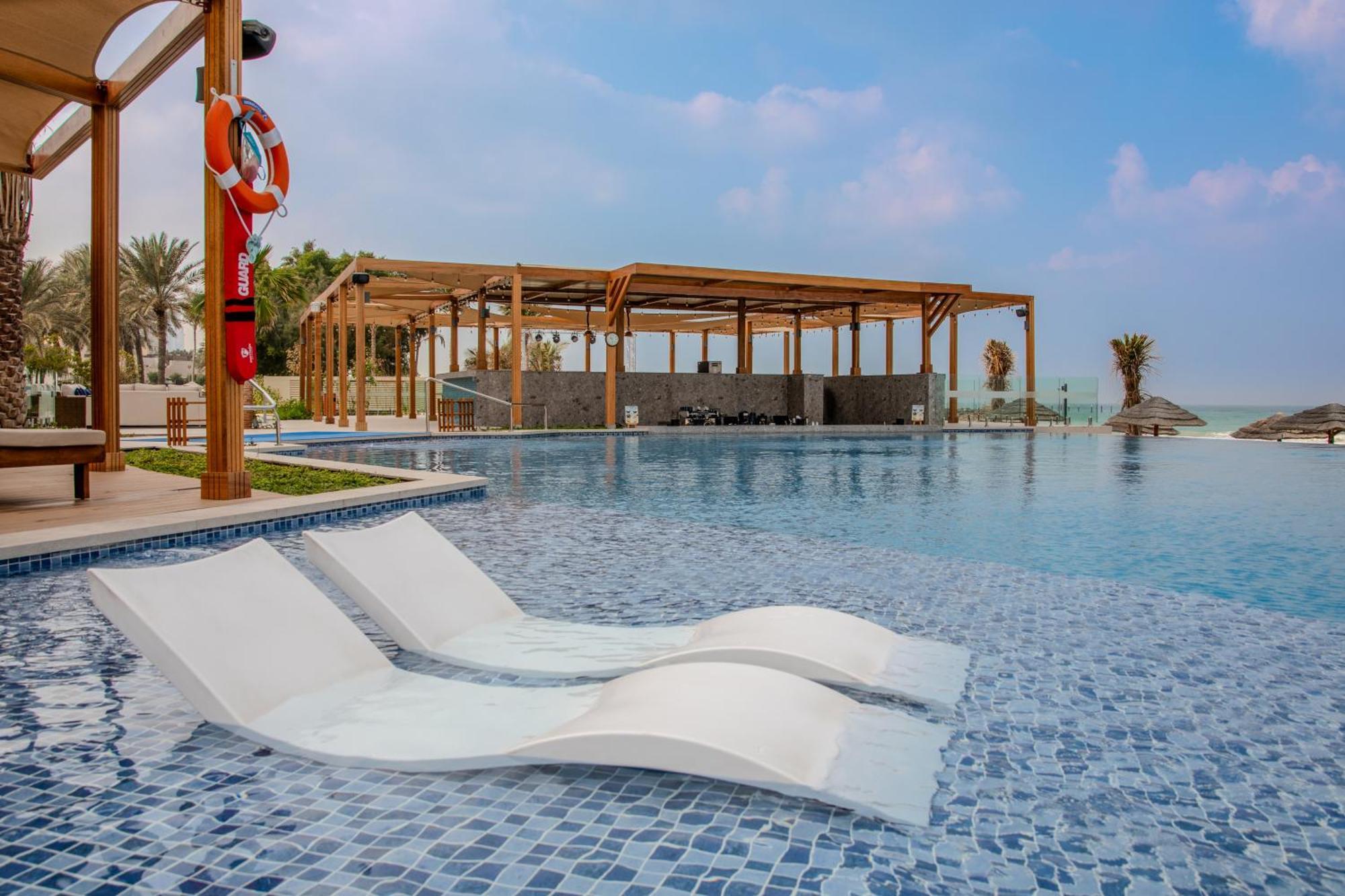 Ajman Hotel & Villas By Blazon Hotels Luaran gambar